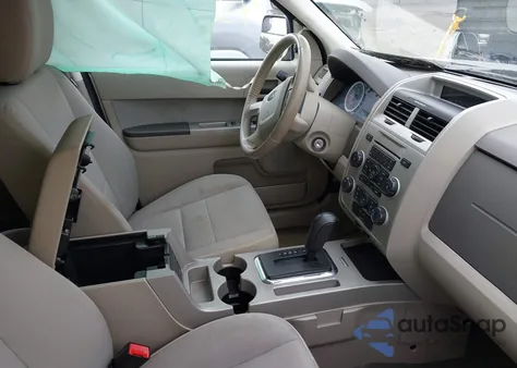 2012 Ford Escape Xlt z USA, uszkodzony, nr VIN 1FMCU9D73CKA70786